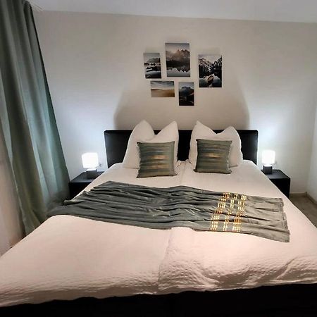 4Rooms Central-Modern Near Mtu With Balcony, The Beach By Lakescape Fewos FDH Exteriör bild